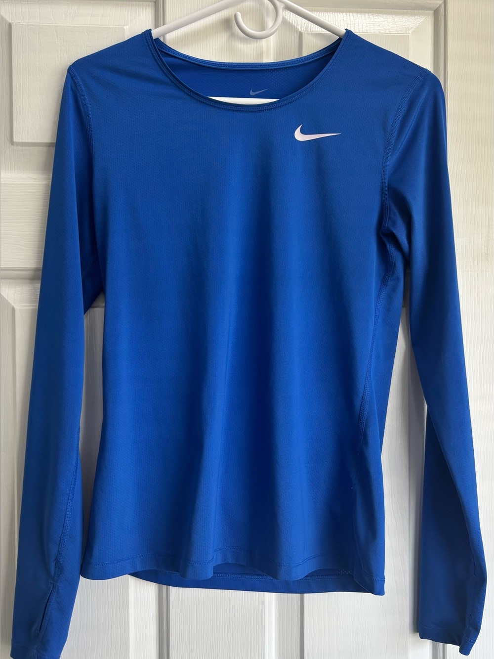 Nike Women's Long-Sleeve Dri-FIT Performance Top - Blue